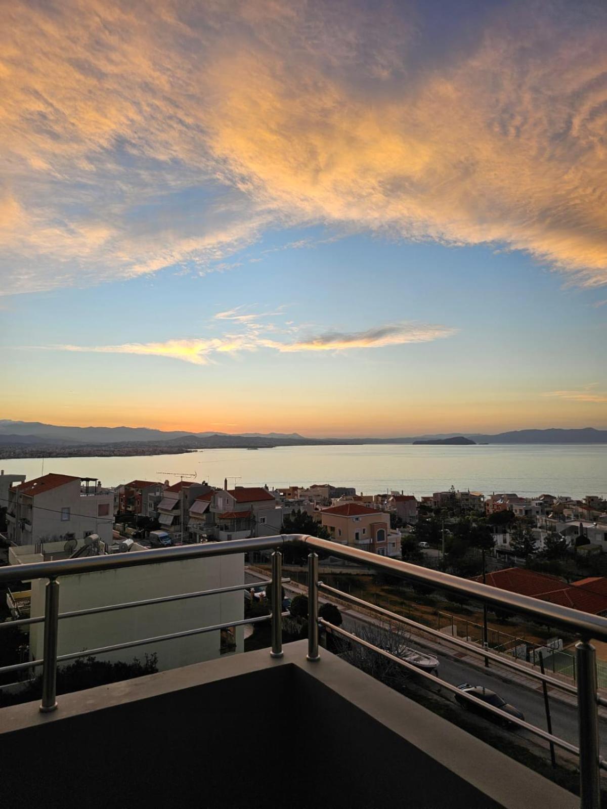 Overview Chania With Sea View And Amazing Sunset 外观 照片